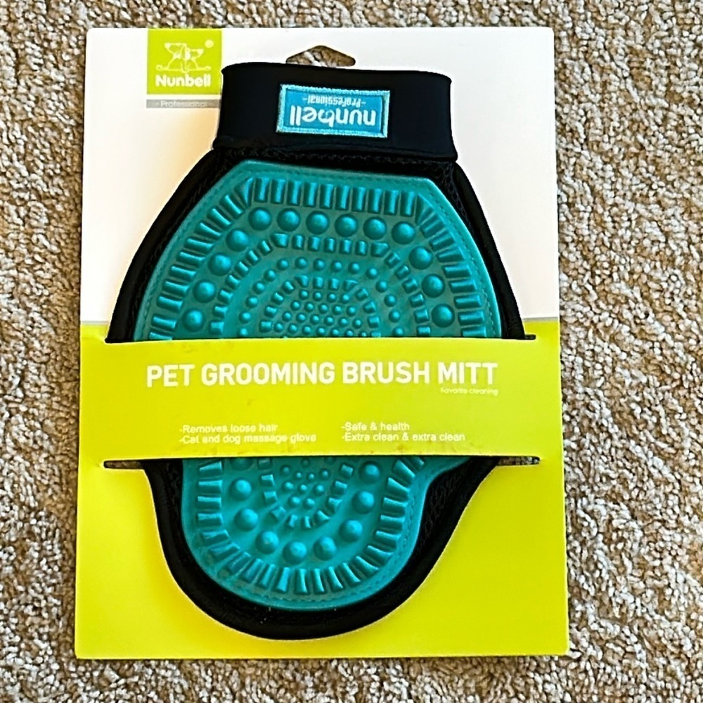 nunbell pet grooming brush mitt Gloves - Blue - BRAND NEW